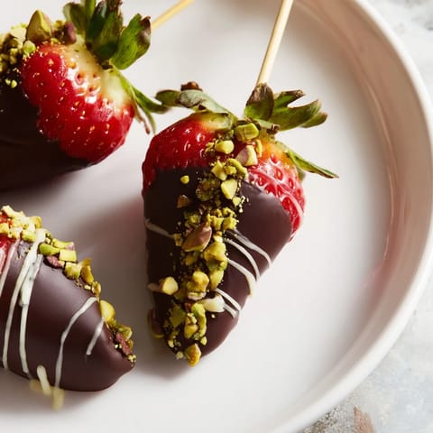 Chocolate Strawberry Skewers